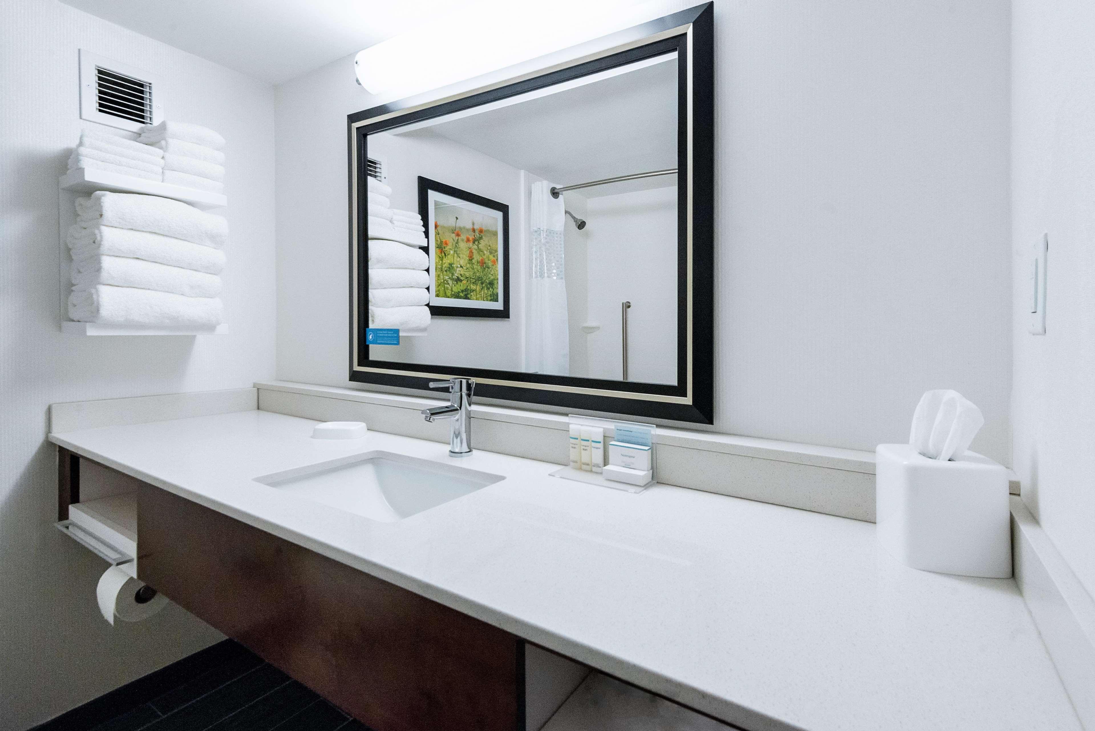 Hampton Inn Meridian Ngoại thất bức ảnh
