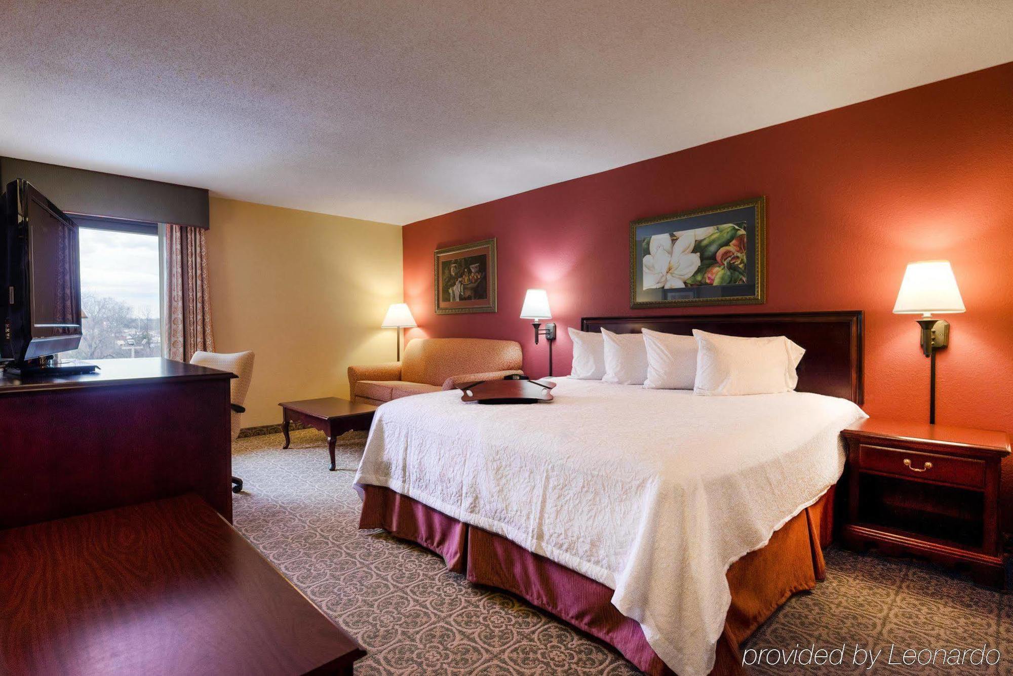 Hampton Inn Meridian Ngoại thất bức ảnh